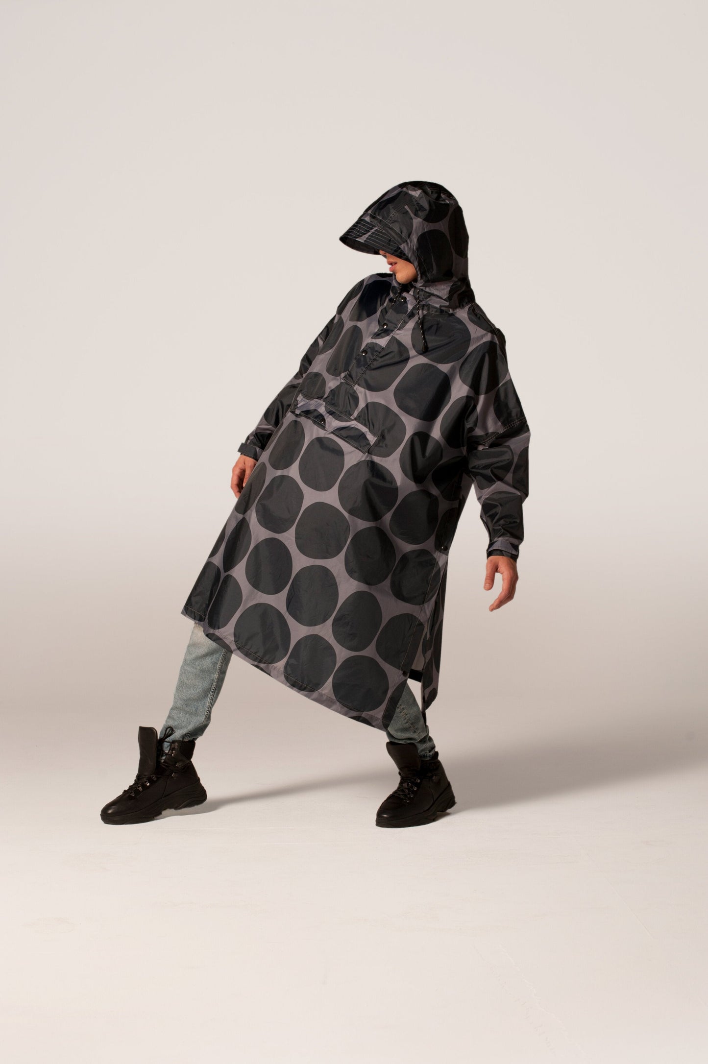 Famous black - Fashion raincoat